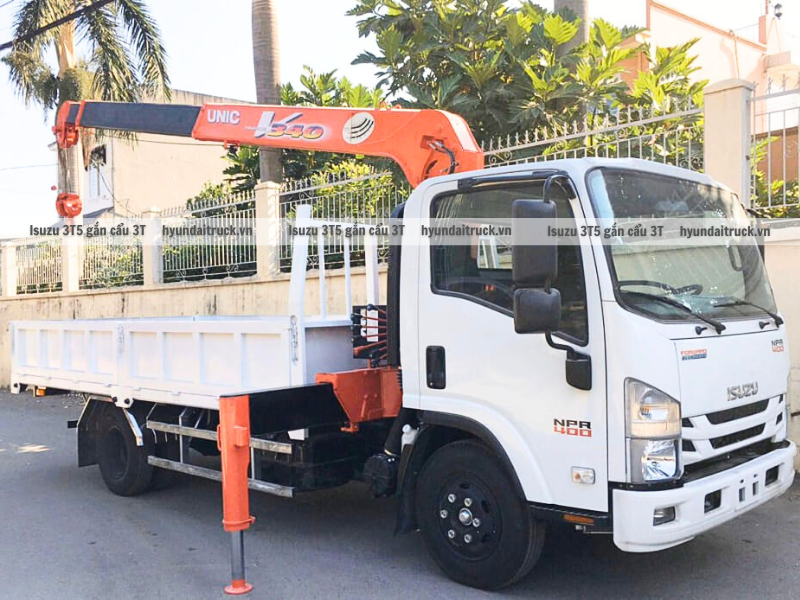 isuzu-3t5-lap-cau-cu-unic-3t-hyundaitruck.vn